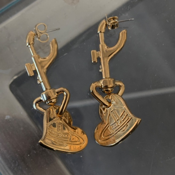 Vivienne Westwood New Beautiful Gold Spinning Engraved Heart & Clip Earrings - Picture 3 of 7